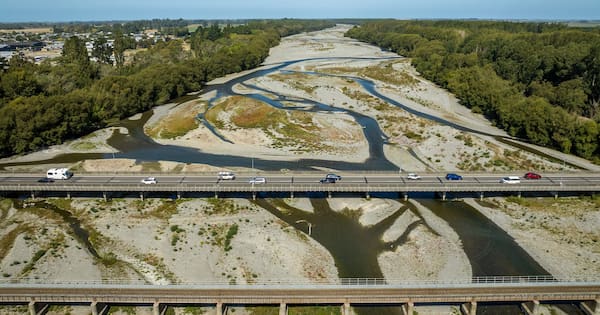 Ashburton's second bridge signed off