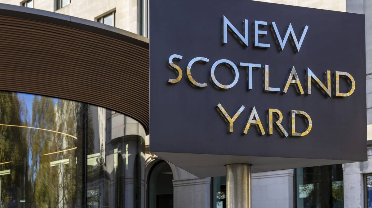 Met Police to cut more than 1,200 officers amid growing funding crisis