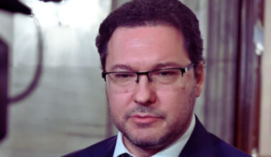 Bulgaria: Bulgarian Opposition Accused of Undermining Eurozone Bid Amid No-Confidence Votes