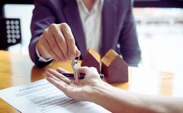 Bulgaria: Bulgaria: Real Estate Agencies May Charge