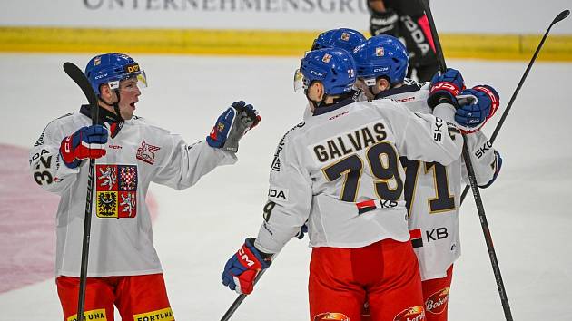 Čeští hokejisté v přípravě před MS rozdrtili Německo