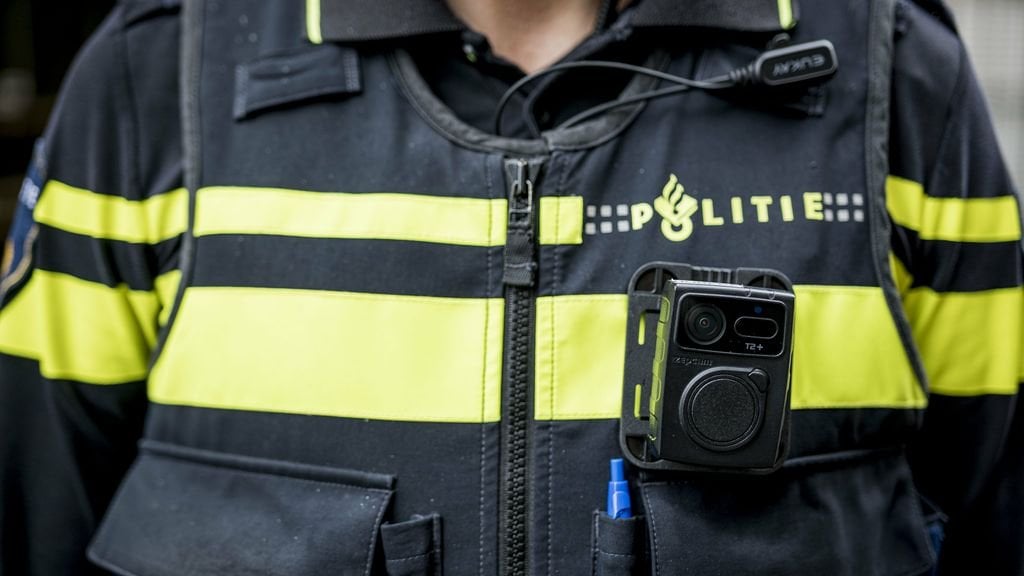 Rotterdammer (18) aangehouden voor geweld tegen trans persoon in Amsterdam