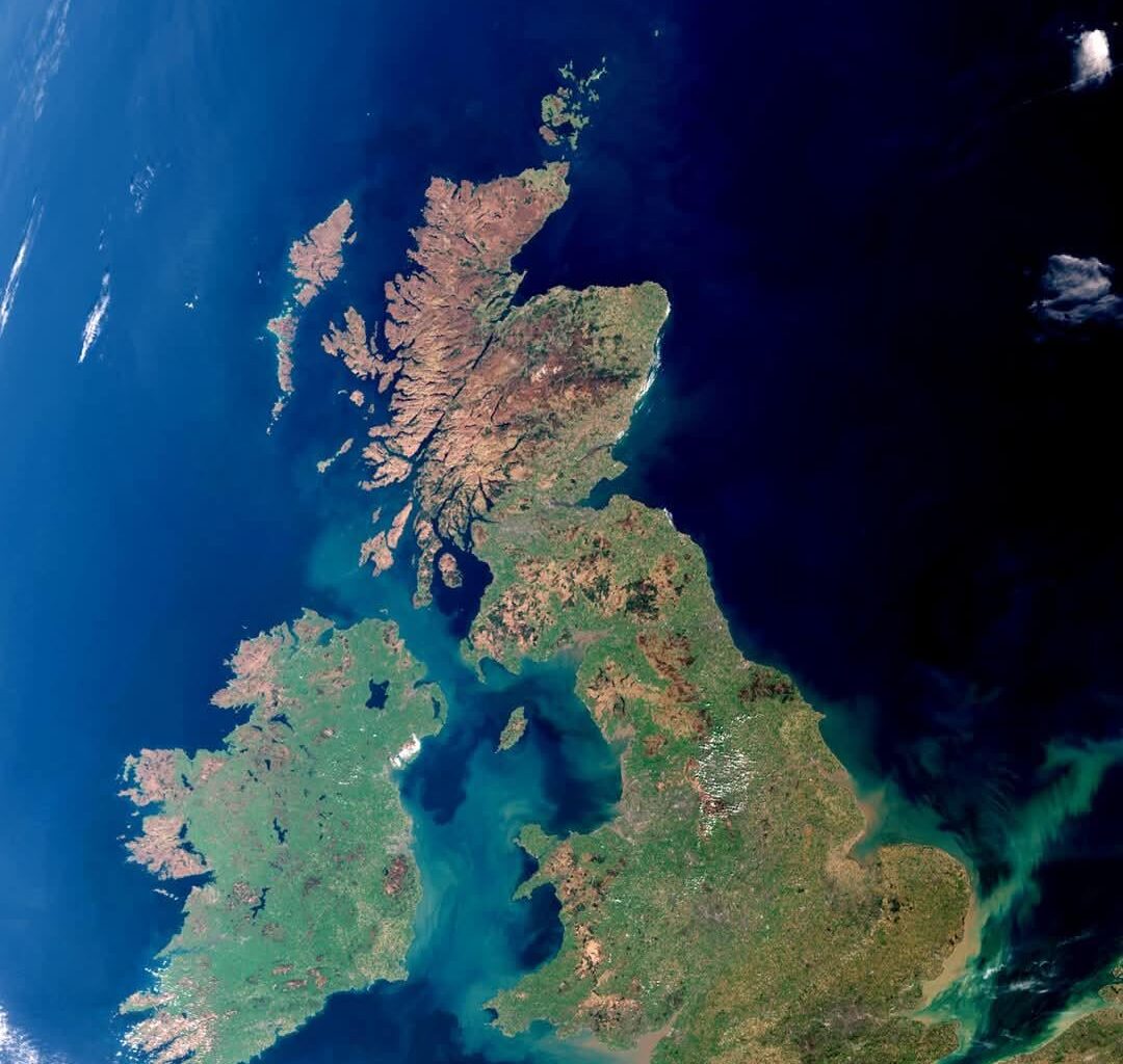 On April 2nd, the European Space Agency's Copernicus Sentinel-3 satellite captured a cloud free image of the British isles