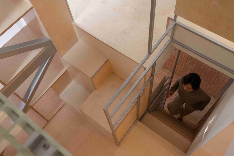 Renovation of the "Nooks and Corners" Space in Hongye Garden / Greyspace Architects - Interior Photography, Stairs, Wood, Glass
