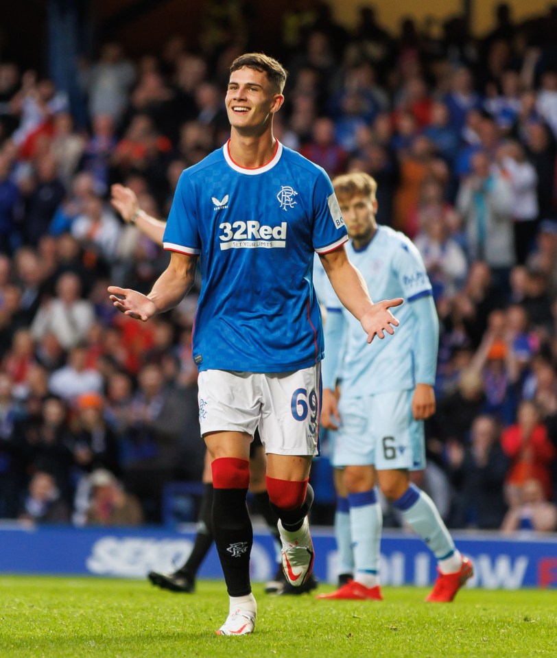 Robbie Ure celebrating a goal for Rangers.