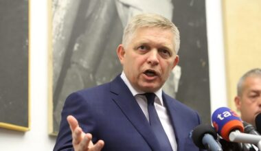 Fico: Odsudzujem všetko zabíjanie, k útoku na Sumy nemám dostatok informácií - Domáce - Správy