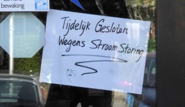 Ruim 20.000 huishoudens zonder stroom in Enschede na ontploffing in verdeelstation