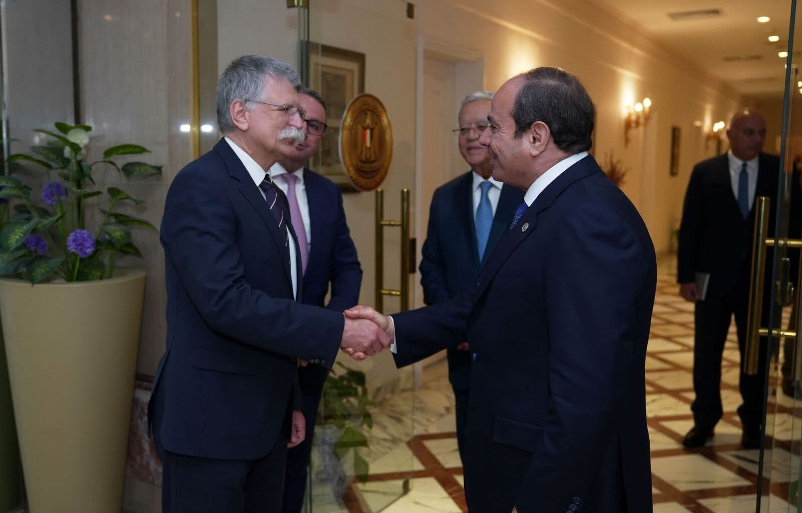 Egypt’s Al-Sisi briefs Hungarian Parliament Speaker on Gaza efforts, praises bilateral ties