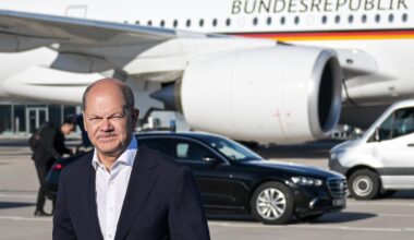 Mit Olaf Scholz aufs Rollfeld: Kanzler-Knuddler zu Geldstrafe verurteilt | hessenschau.de