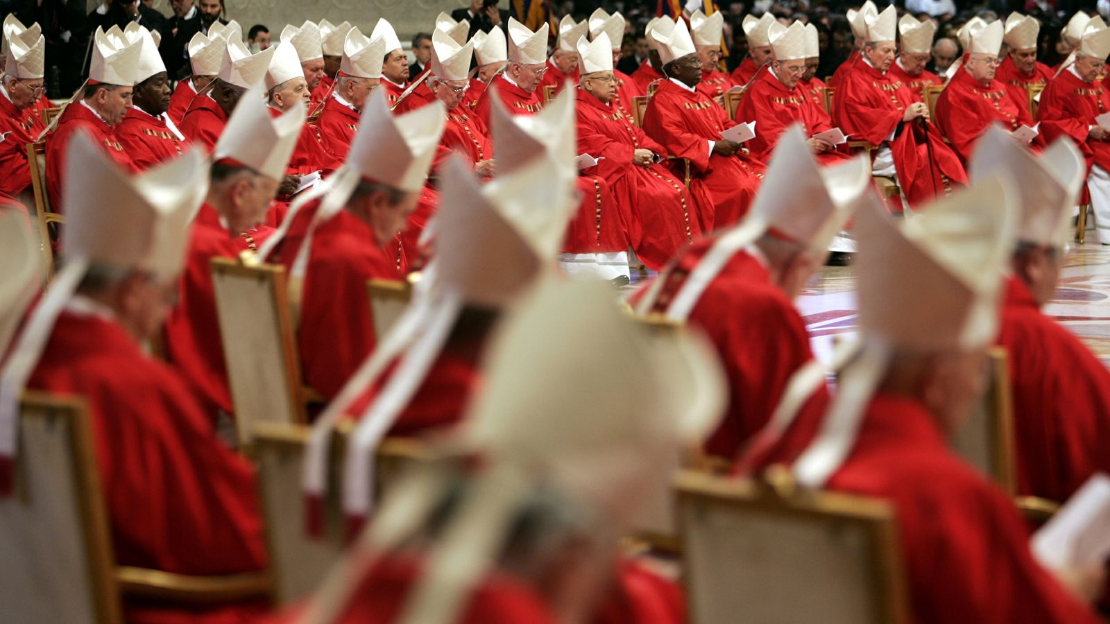 Date set for conclave to decide next pope - here's how the secretive process works | World News