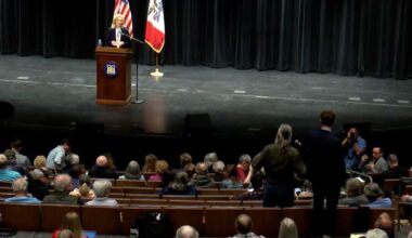 Voters confront lawmakers from both parties at contentious town halls