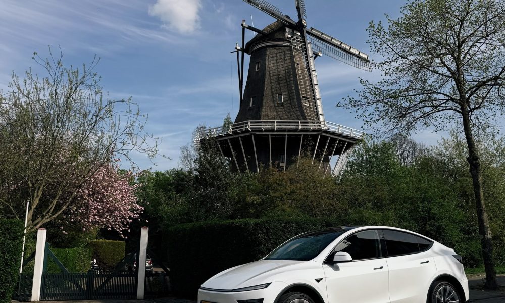 Tesla Model Y & Model 3 still kings of Europe BEVs in March: JATO