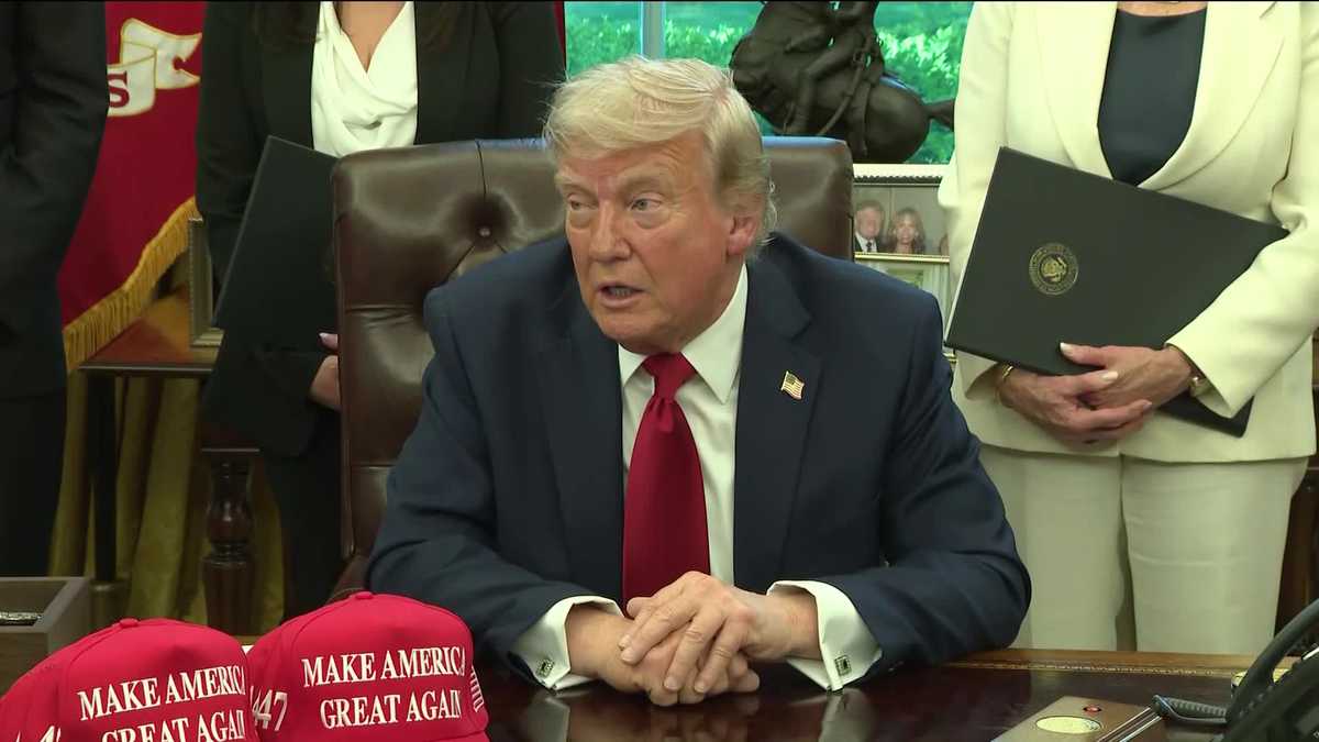 Trump sides with Russia again, blames Ukraine for war