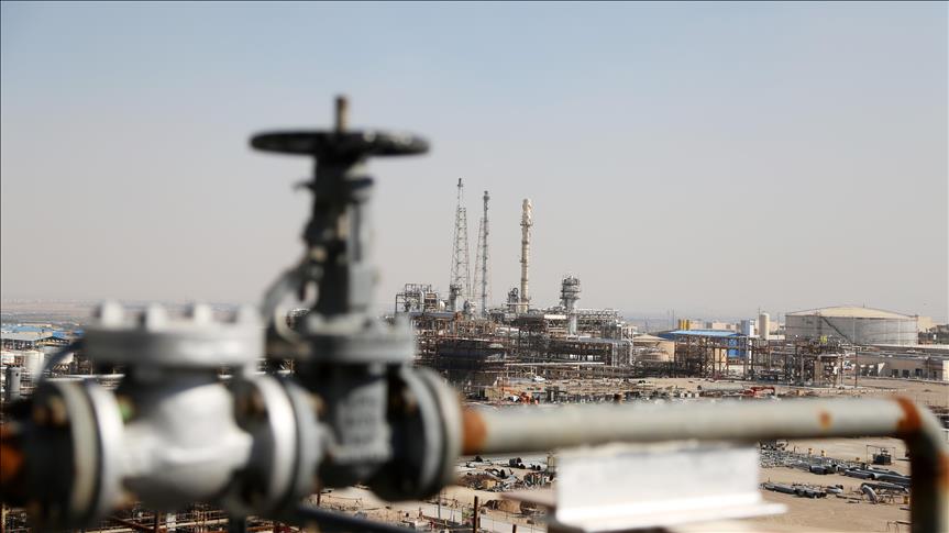 Syrian government plans to take control of oil fields east of Euphrates