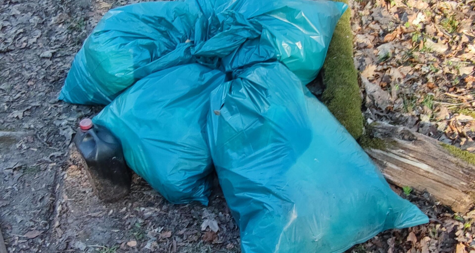 3 Leute, 5 80Liter-Säcke, 1 Wochenende