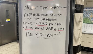 This is your sign to be careful when travelling on the London Underground