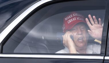 White House defends Trump's tariffs as stocks crater for second straight day