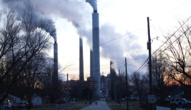 Kentucky senate president dismisses climate change, praises Trump for coal executive orders