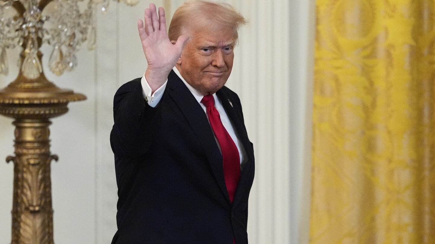 Live updates: Trump signs executive orders to boost coal