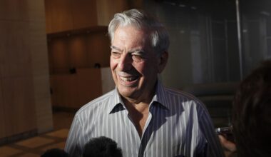 Mario Vargas Llosa, Peruvian author and Nobel literature laureate, dies at 89