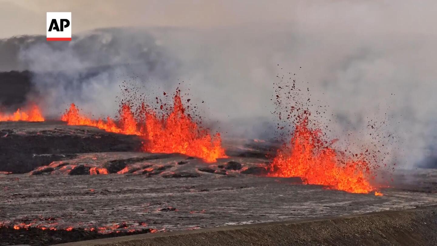 Volcano erupts in Iceland, triggering tourist evacuation