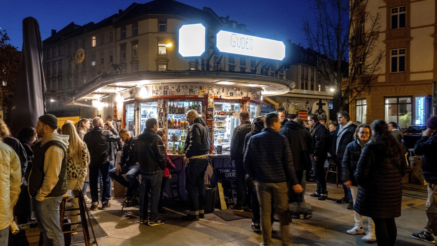 Traditional water houses bring people together in Frankfurt, Germany