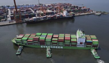 Major nations agree on first-ever global fee on greenhouse gases with plan that targets shipping