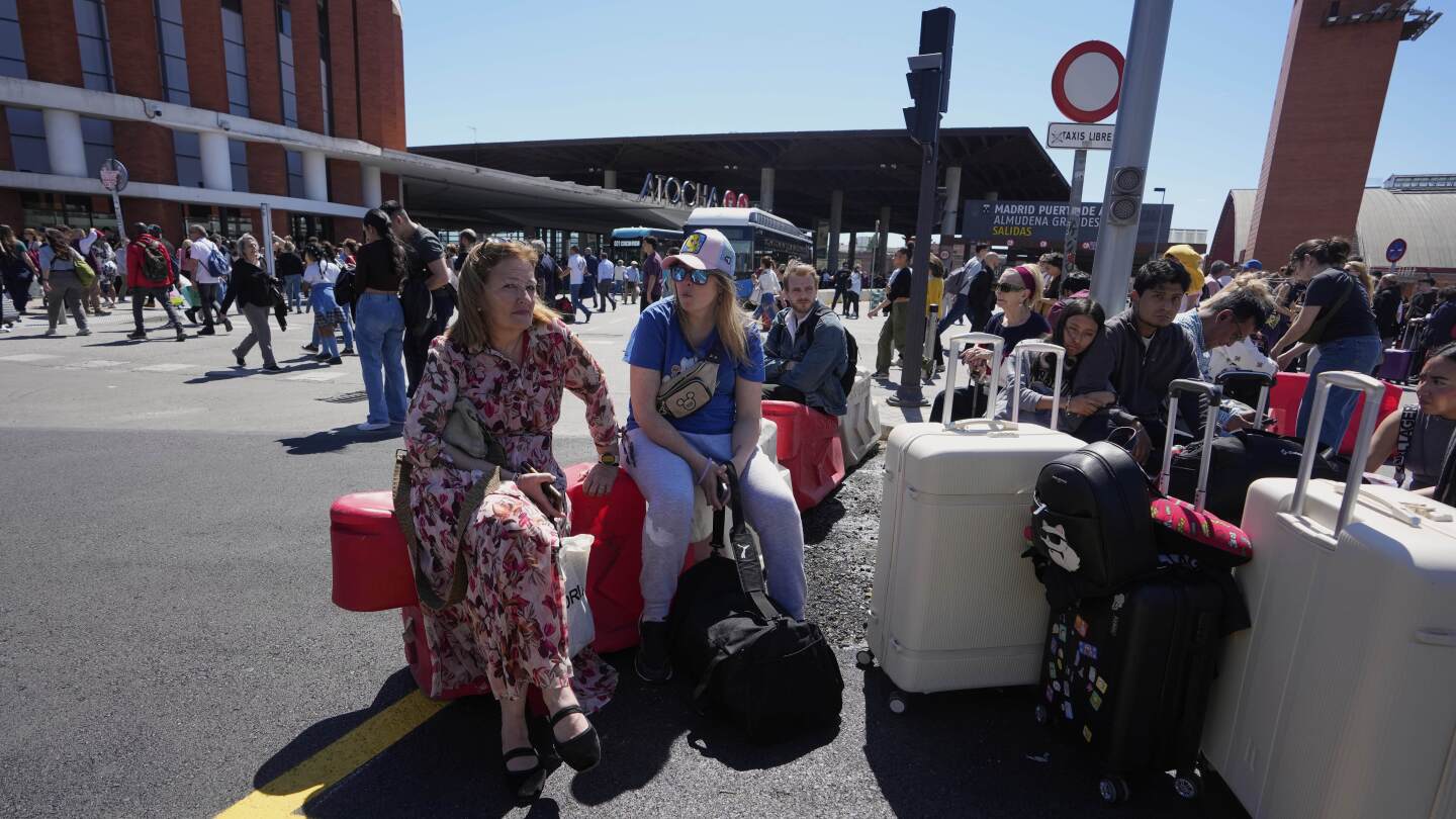 Major power outage in Spain and Portugal knocks out subway networks, traffic lights and ATMs