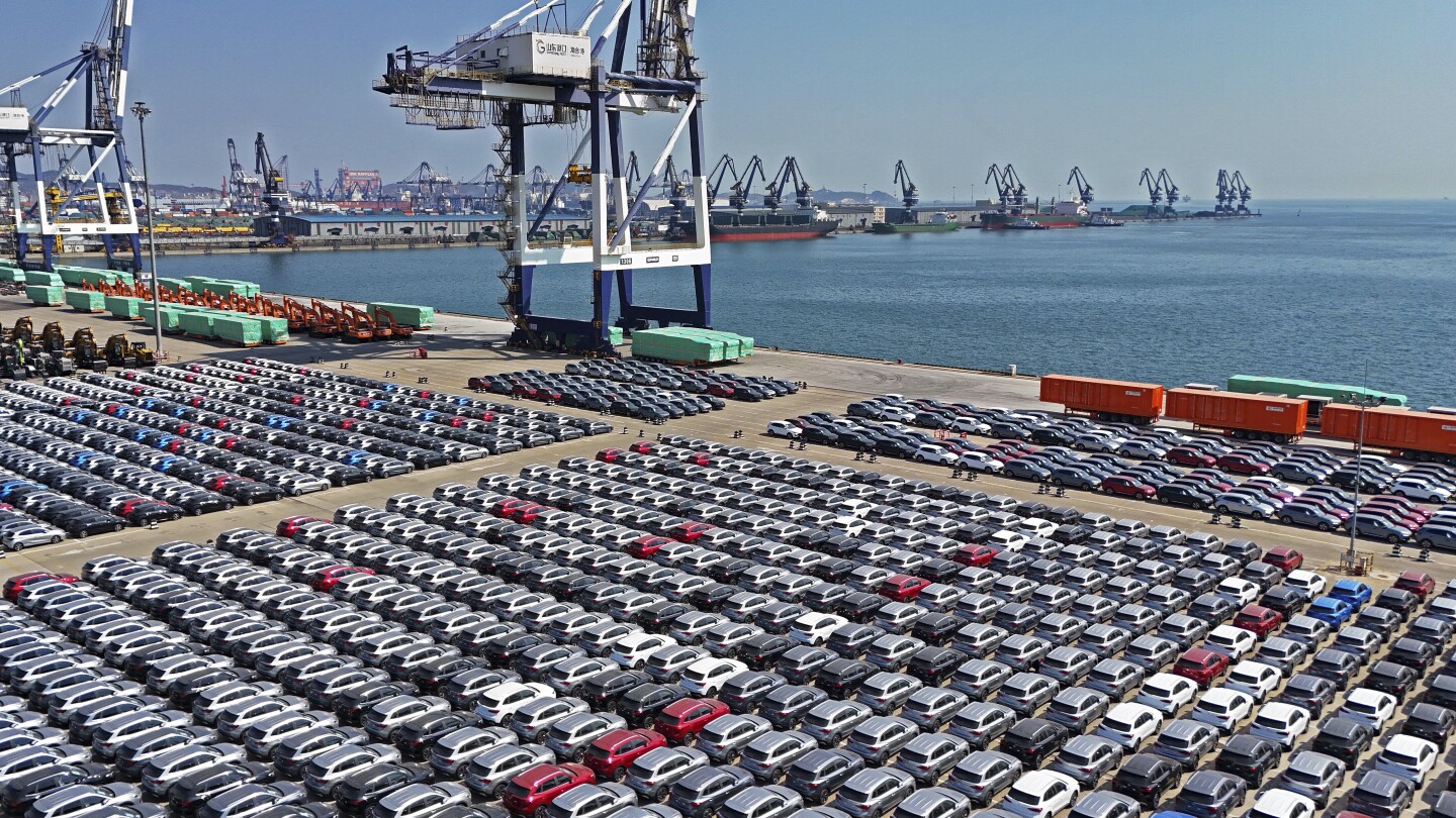 Live updates: China raises tariffs on US goods to 125%