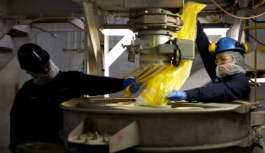 St. Louis dyemaker is racing to help food companies switch to natural colors