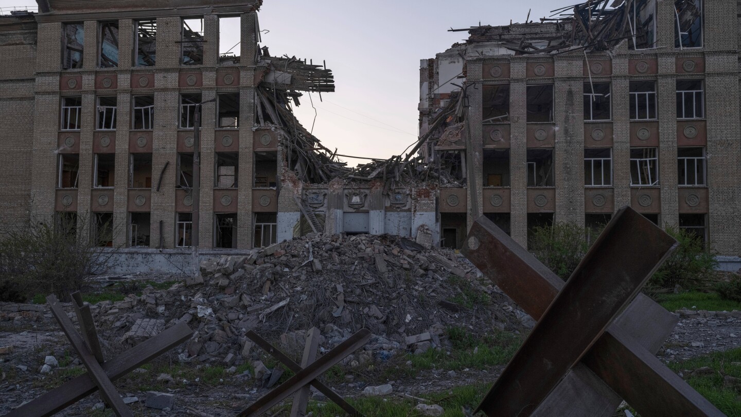Russia is trying to create 'impression of a ceasefire,' Zelenskyy says