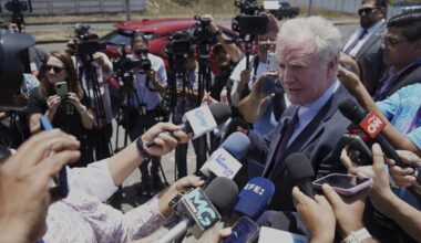 Maryland Sen. Chris Van Hollen pushes for Abrego Garcia's release in El Salvador