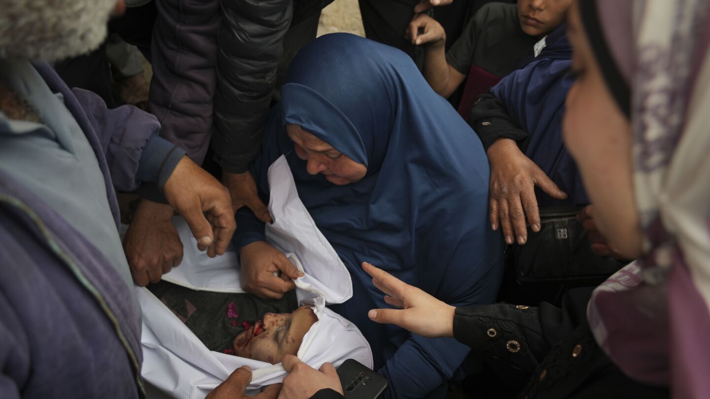 Middle East latest: Israeli strikes kill 25 people in Gaza as Supreme Court hears Shin Bet cases