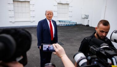 Letters to the Editor: Enduring ‘the whiplash effect’ in the face of President Trump's reversals