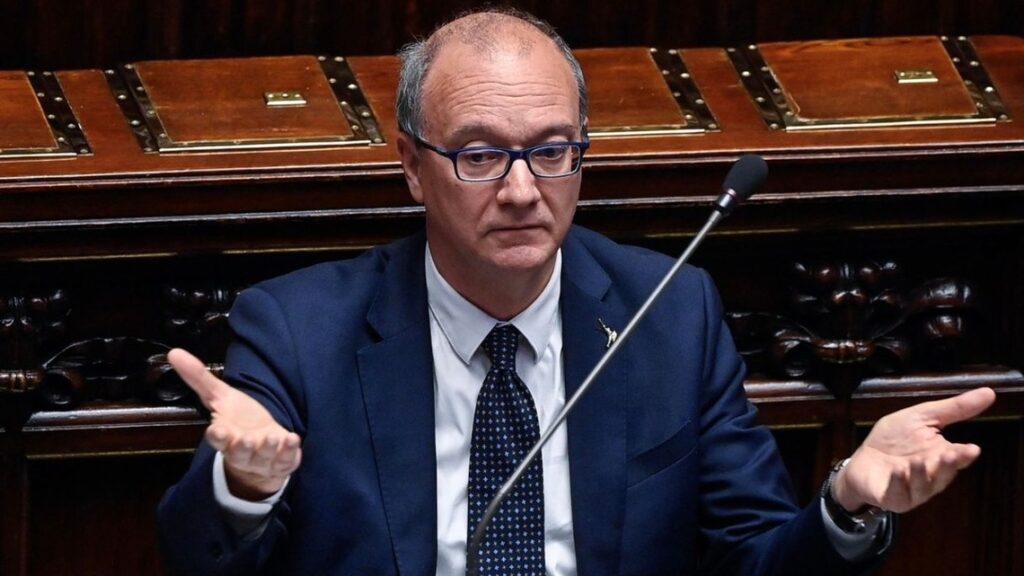 Giuseppe Valditara educazione sessuale scuola.