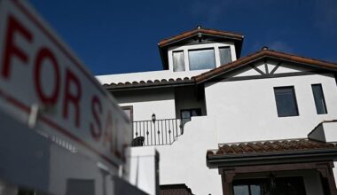 Sales of previously-owned US homes fell 5.9 percent in March according to industry data, more than analysts expected