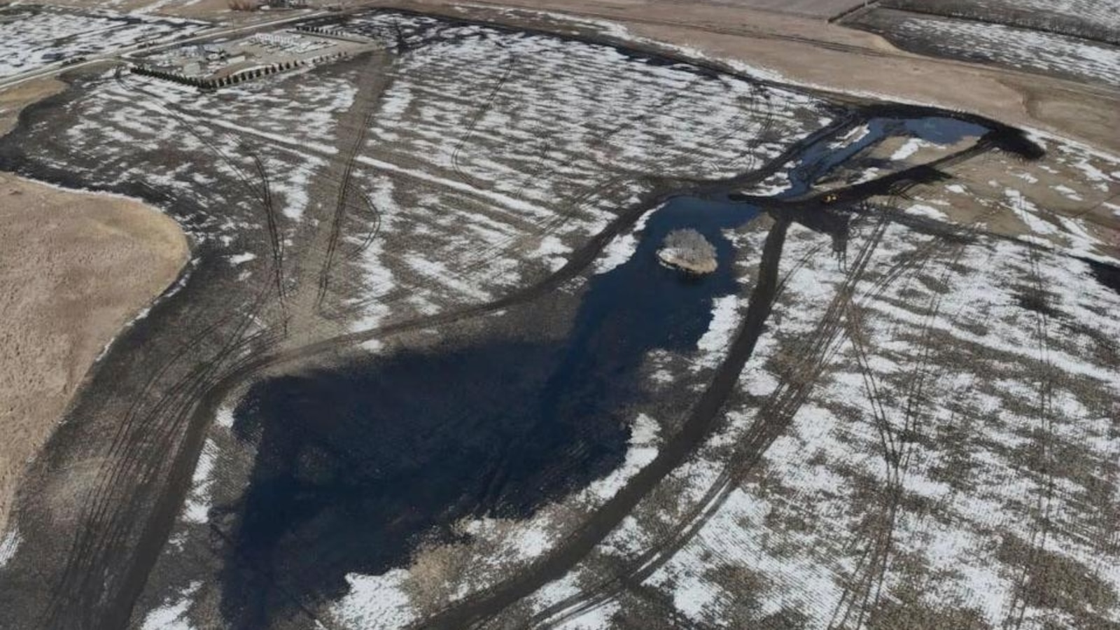 Cleanup underway of the Keystone oil pipeline spill in North Dakota