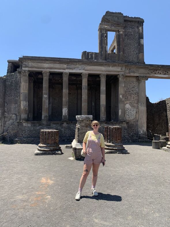Vita Molyneux at Pompei