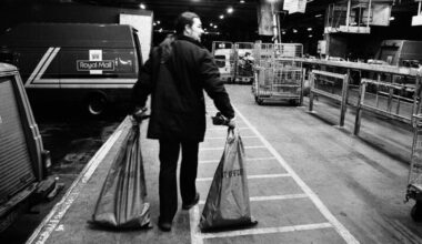 The slow death of the Royal Mail is a parable of the modern British state