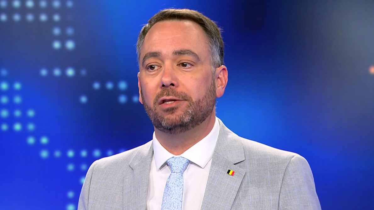La guerre en Ukraine va-t-elle toucher la Belgique? "Il n'y aura pas demain des chars sur la Grand-Place", rassure le ministre des Affaires étrangères 
