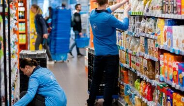 Onrust bij medewerkers Albert Heijn: namen en bedrag salarisbetaling in handen van ‘Russische cyberbende’