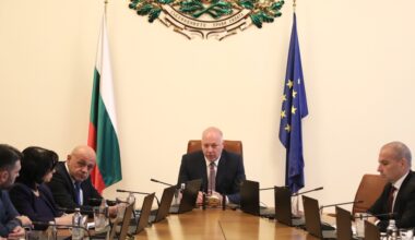 Bulgaria’s Cabinet asks EC for derogation from deficit rule, intends boosted defence spending – The Sofia Globe