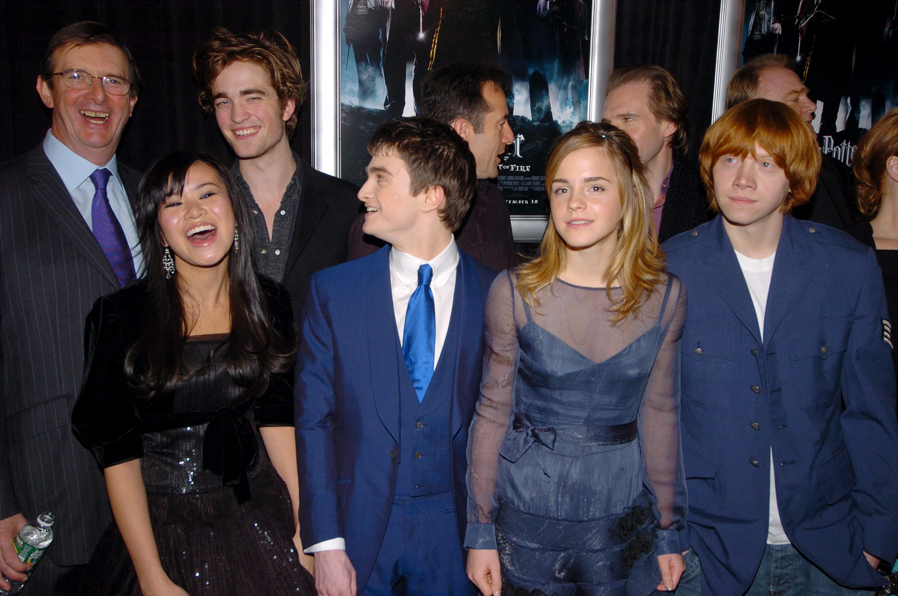 Mike Newell with the cast of Harry Potter and the Goblet of Fire at the film's premiere.