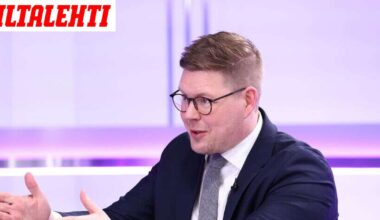 Yrittääkö SDP kaataa hallituksen ulkopolitiikallaan? ”Suomi ei voi olla Räsäsen panttivanki”