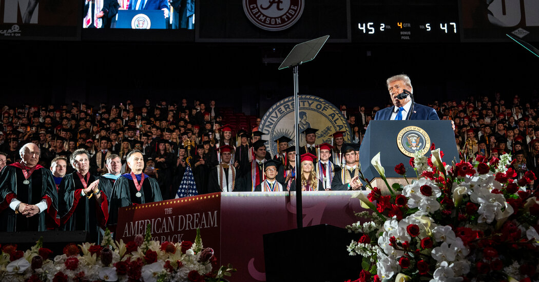 In Alabama Commencement Speech, Trump Mixes In the Political