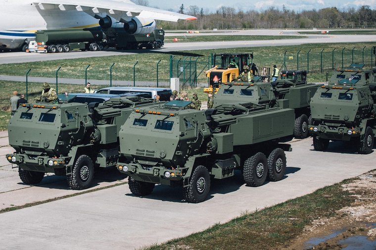 Estonia takes delivery of six HIMARS