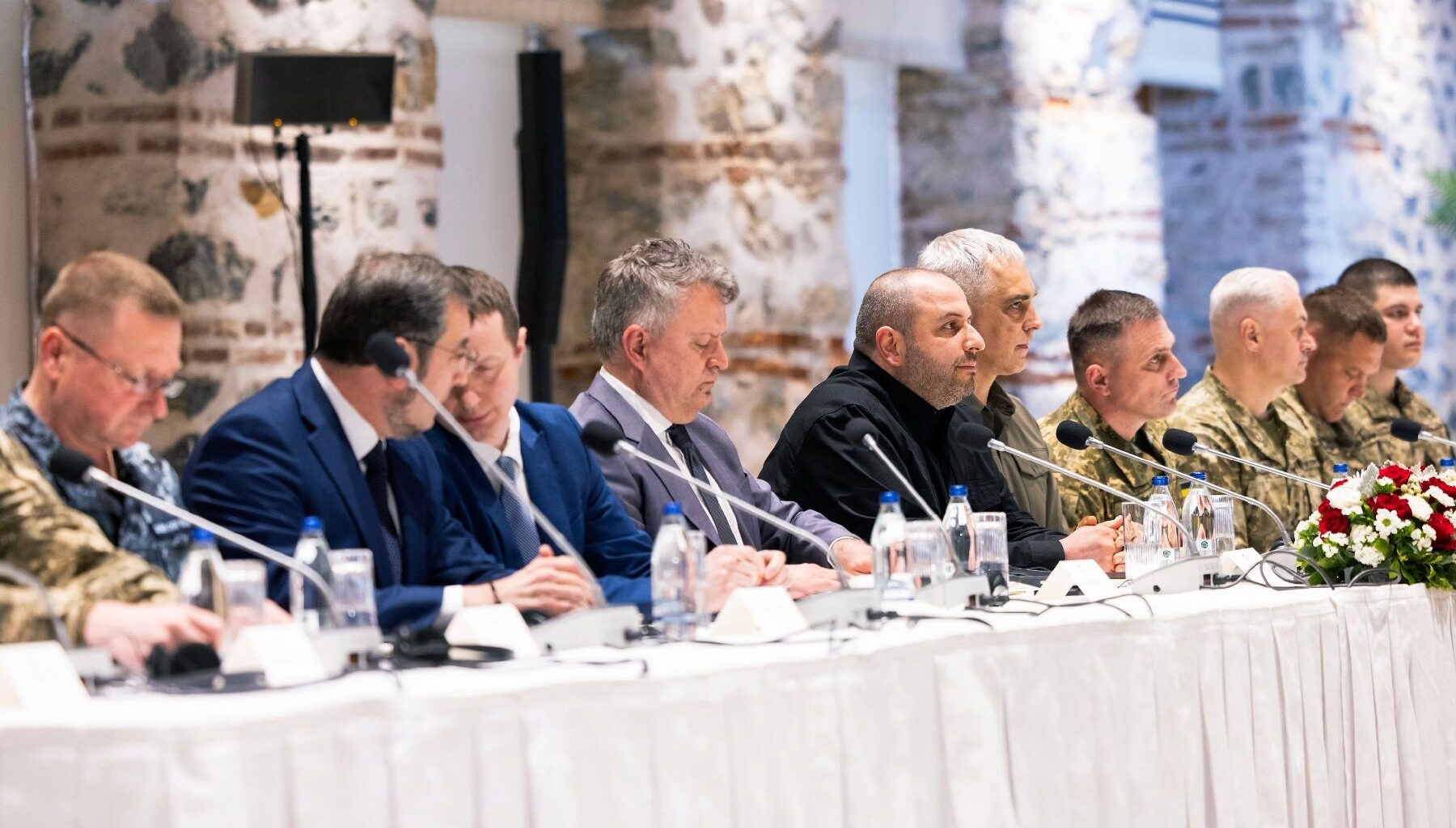 Ukraine et Russie s'accordent sur un échange de prisonniers, pas sur une trêve