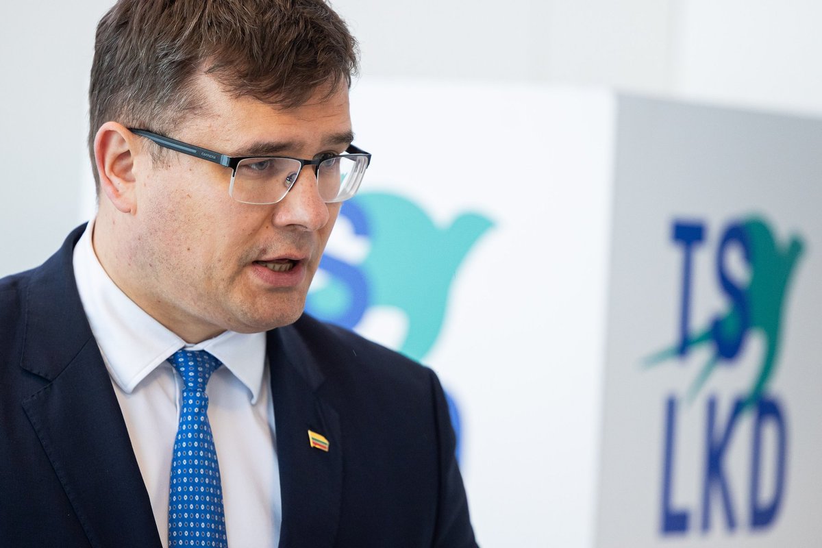 Siūlo įrengti gynybos liniją pasienyje su Rusija ir Baltarusija: kainuotų apie 1 mlrd. eurų