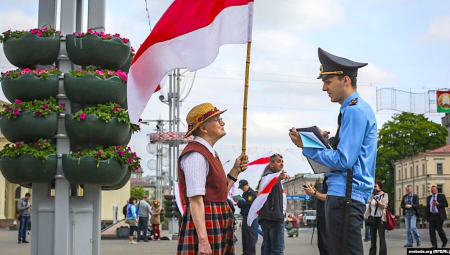 bne IntelliNews - 78-year-old protest legend Nina Bahinskaya faces new charges in Belarus crackdown