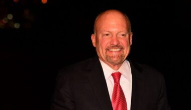 Jim Cramer Says 'Sit Tight' As China Tariff Pause Creates 'Game Of Chicken' That Could Steamroll Market Timers